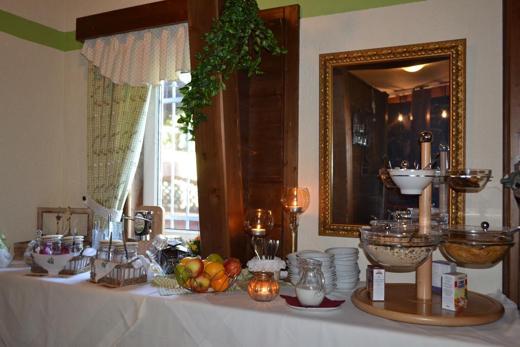 פרייטל Hotel & Restaurant Zur Linde מראה חיצוני תמונה