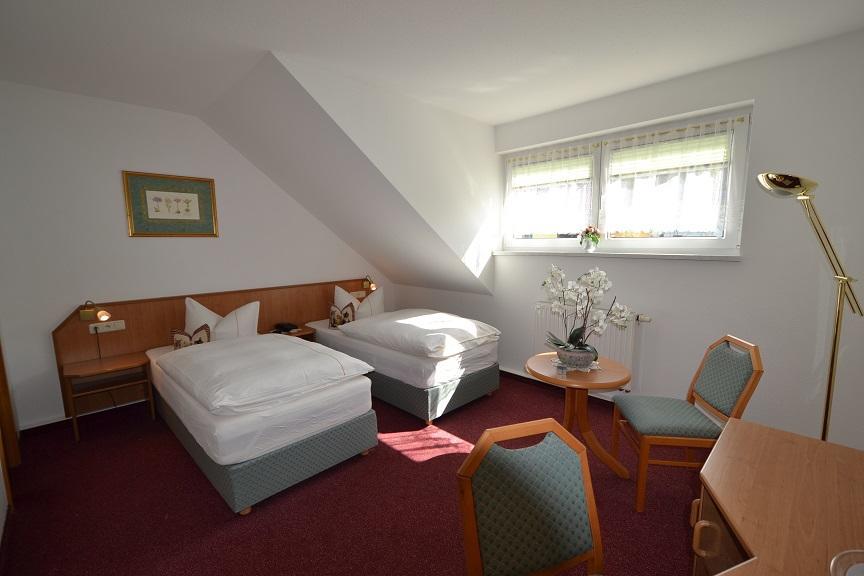 פרייטל Hotel & Restaurant Zur Linde מראה חיצוני תמונה