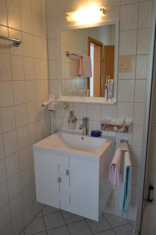 פרייטל Hotel & Restaurant Zur Linde מראה חיצוני תמונה