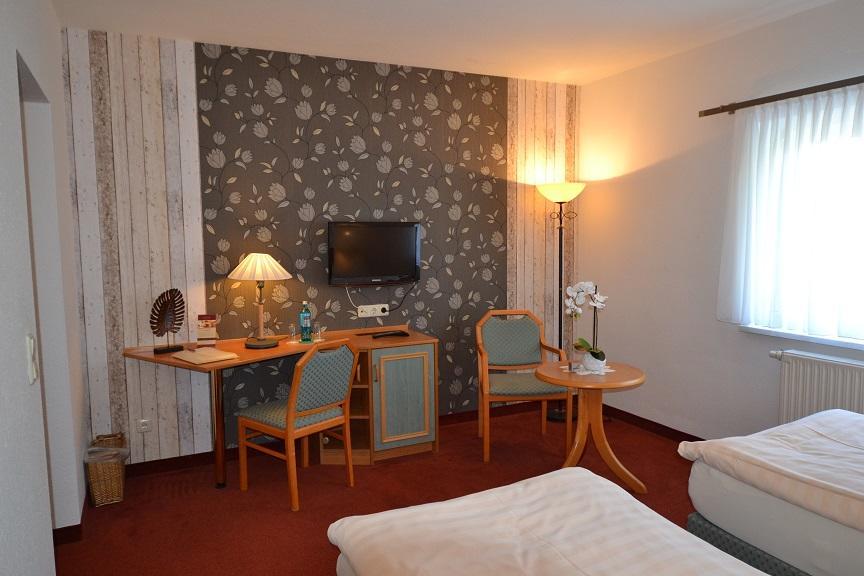פרייטל Hotel & Restaurant Zur Linde מראה חיצוני תמונה